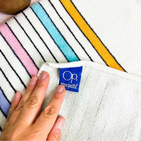 VINTAGE 90s Ocean Pacific Graphic Towel - Picture 5 of 12